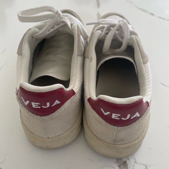 Veja Women's Sneakers in White and Red - Picture 3 of 4